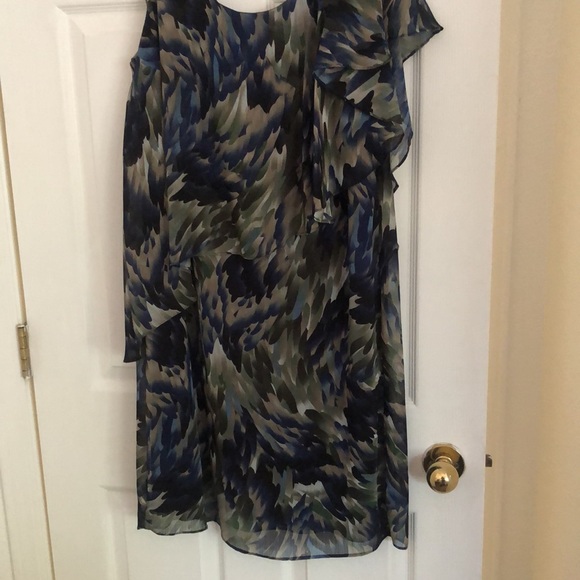 Mid length dress in beautiful rich colors - Picture 2 of 5